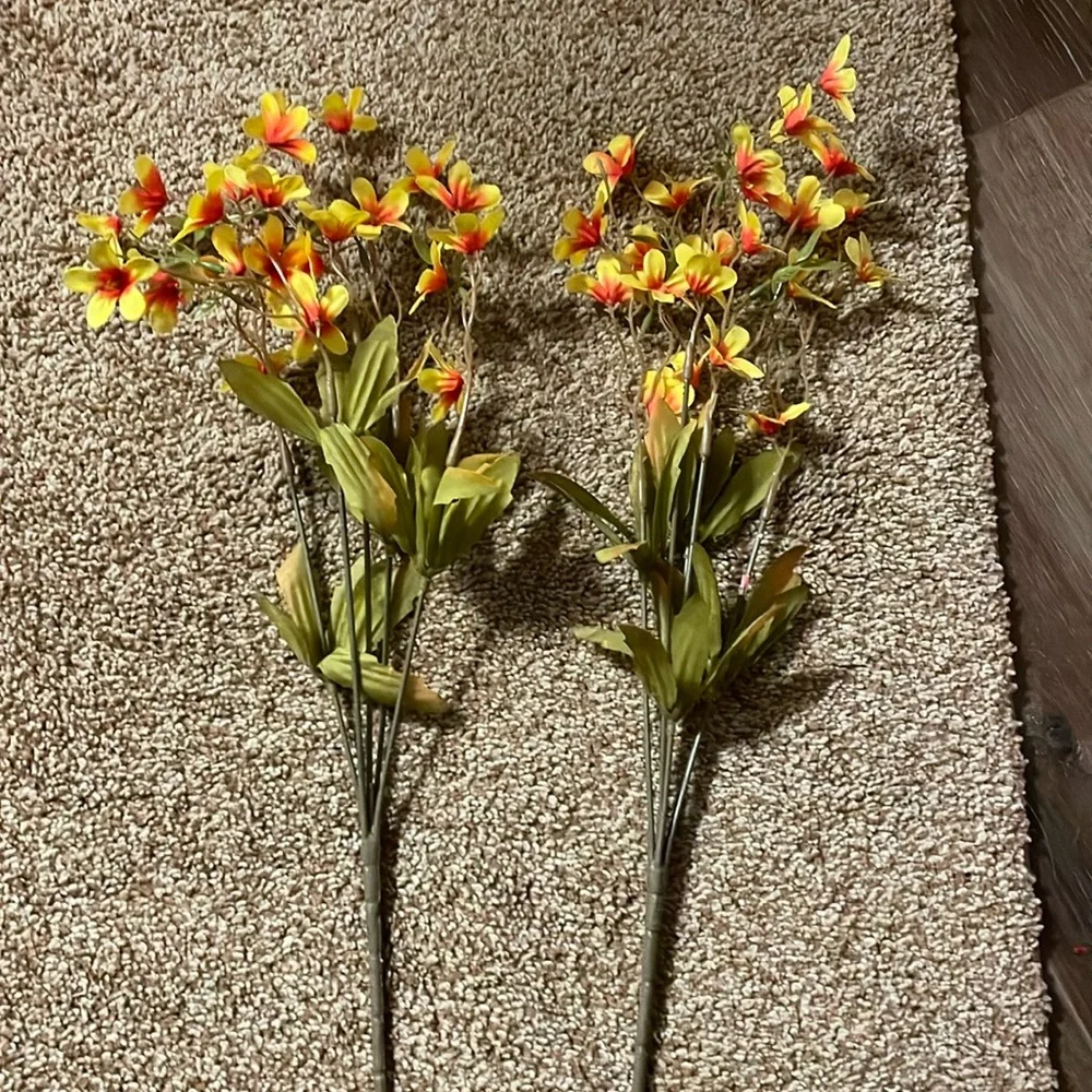 2 Spring Floral picks
